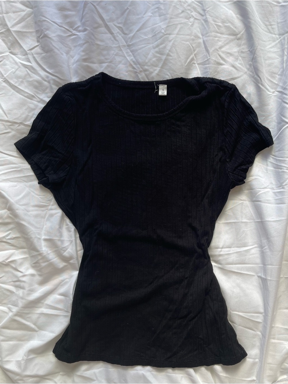 Classic Black Ribbed Short-Sleeve Women’s Top